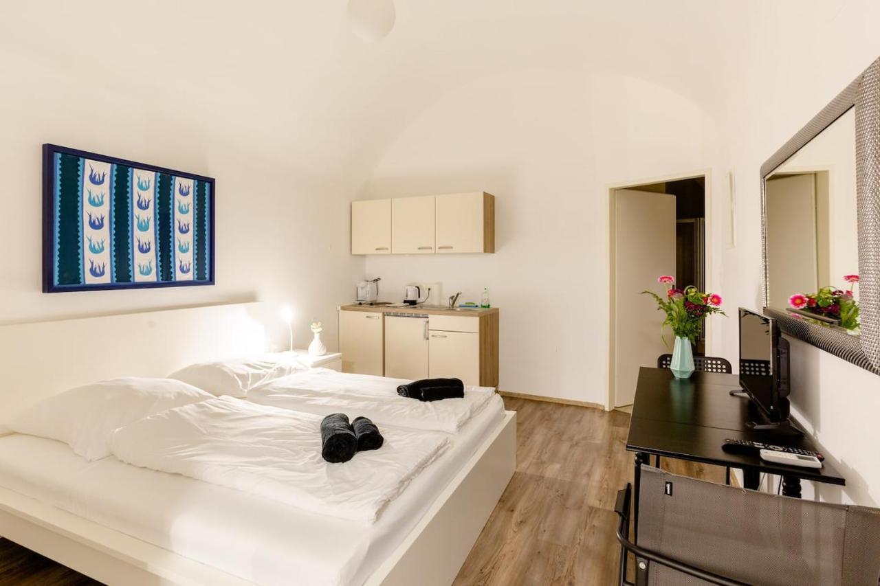 Air Condition I All Sights In Walking Distance I 201 Mbit Wifi Wenen Buitenkant foto